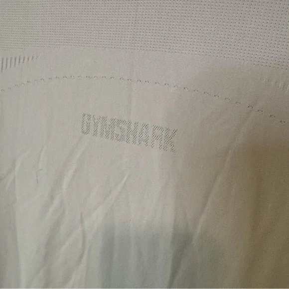 GYMSHARK Breeze Lightweight Seamless Hoodie in Shell Pink. Size Large ? - Picture 4 of 11